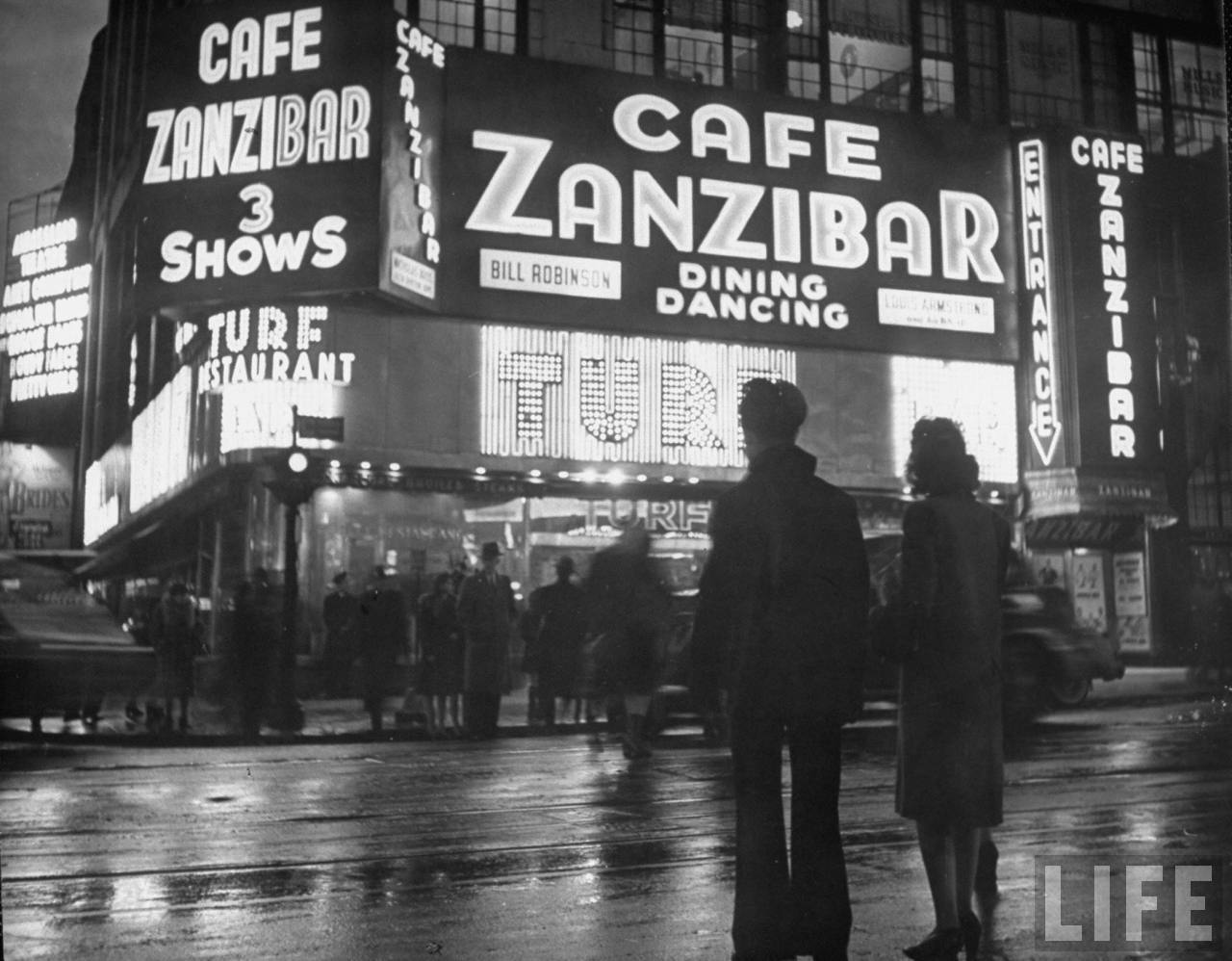 1944 ZanzibarCafe dans LIFE 1944.jpg