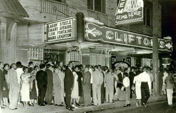 Club Harlem marquee people.png