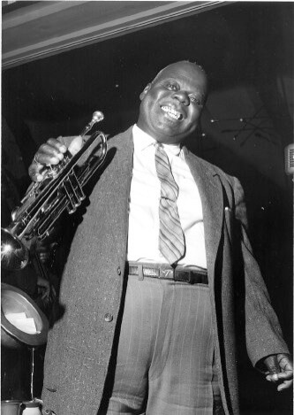 31 St Louis Blues 1958 Teddy Buckner trumpet.jpg