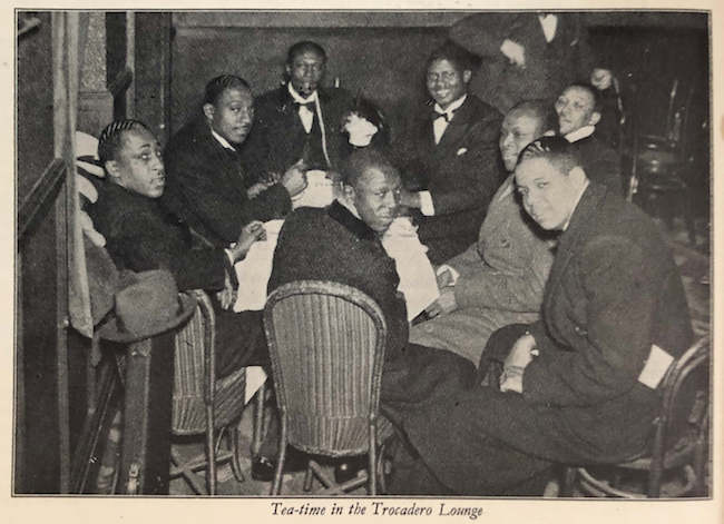 1934 0300 Musicians having tea at Trocadero.jpg